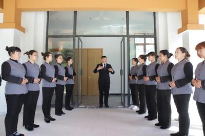 五星級會議服務(wù)培訓(xùn)'進山'記 | 中海旅游產(chǎn)業(yè)扶貧 Vol.3 會議服務(wù)